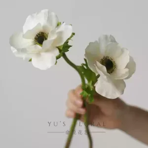 Simulated flower anemone white hand feeling moisturizing ultra-realistic floral single artificial flower indoor photography props high-end - 2 branches