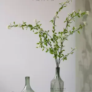 Simulated flower spirea handball snow willow white green home decoration single artificial flower photography props wedding decoration - The main picture shows 3 white bottles, excluding vases