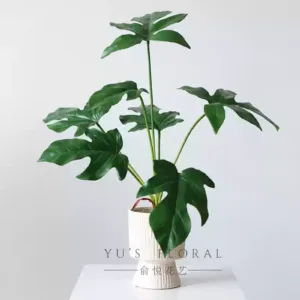 Simulated leaf materials, taro leaves, turtle backs, spring feathers, home decoration, indoor photography props, home furnishings - A bottle + a spring feather leaf