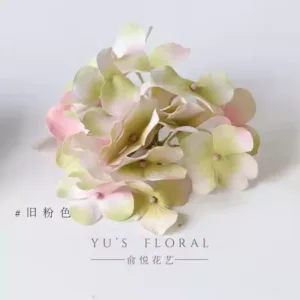 Simulated hydrangea flowers, retro French style wedding headdress, makeup to create atmosphere, handmade hairpins, DIY photography props - old pink